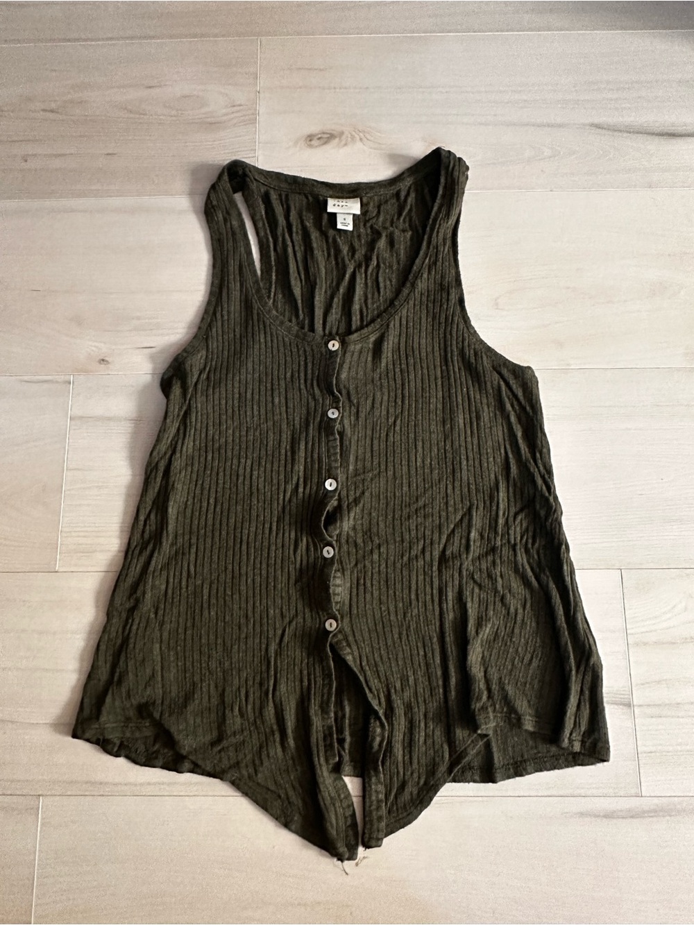 a new day Olive Ribbed Button-Front Tank Top Size Small 0044